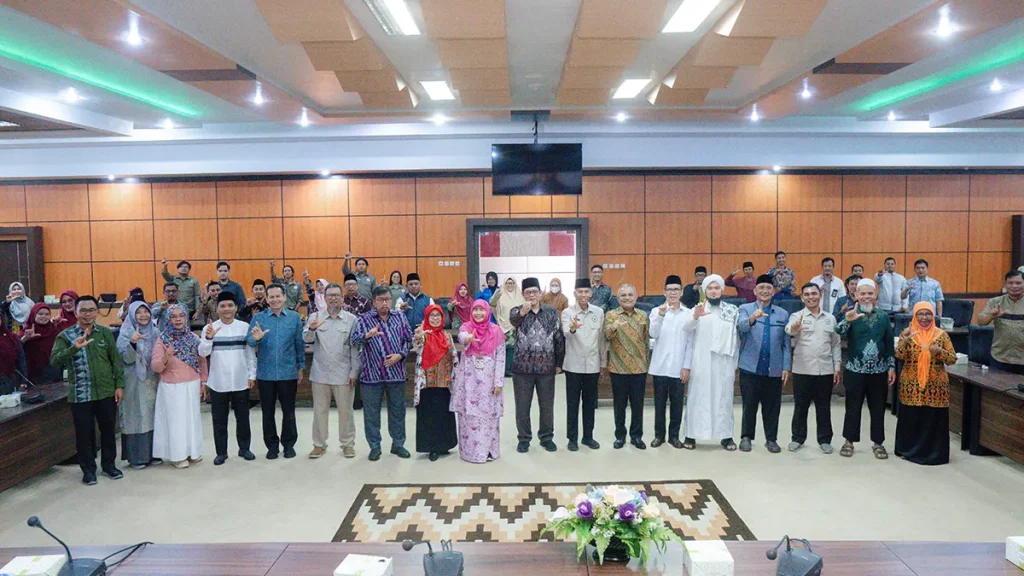 Sinergi Kolaborasi KHDTK UNTAN Wakaf Hijau di Rektorat UNTAN